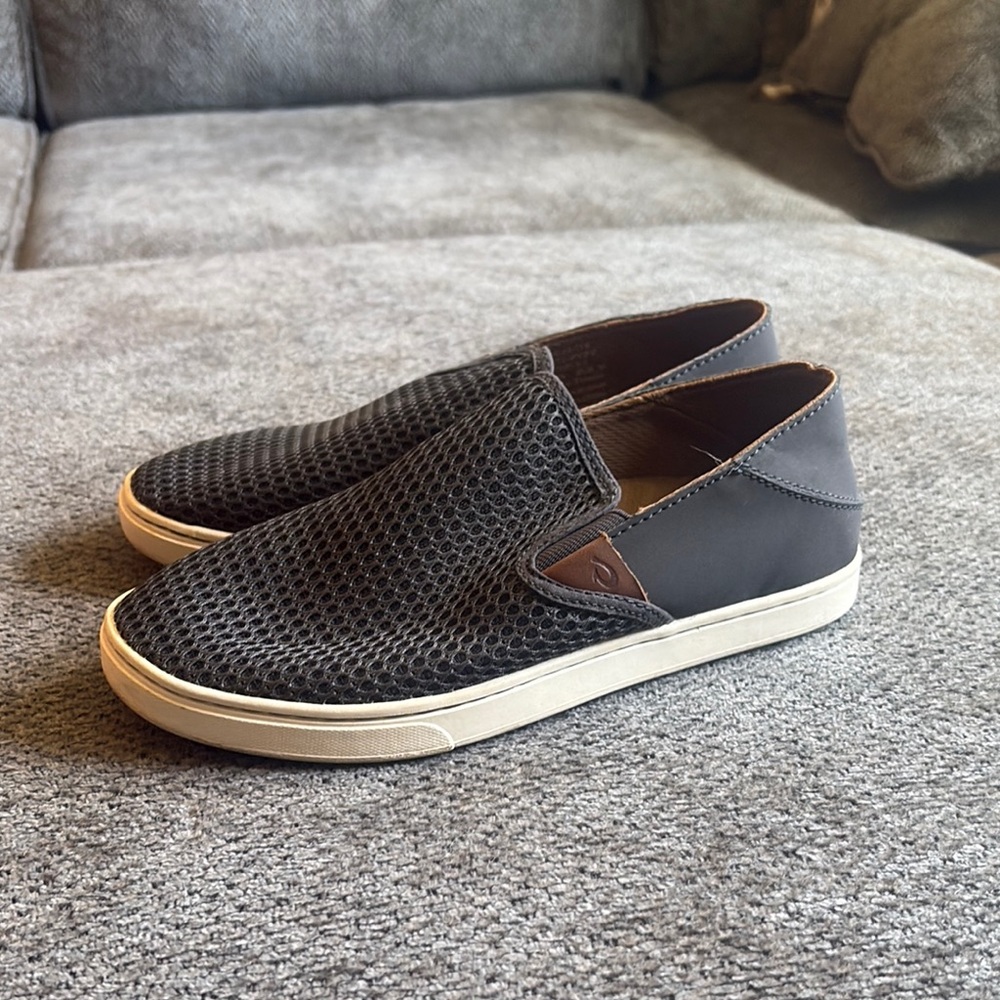 OluKai Women’s Slip-on Sandals